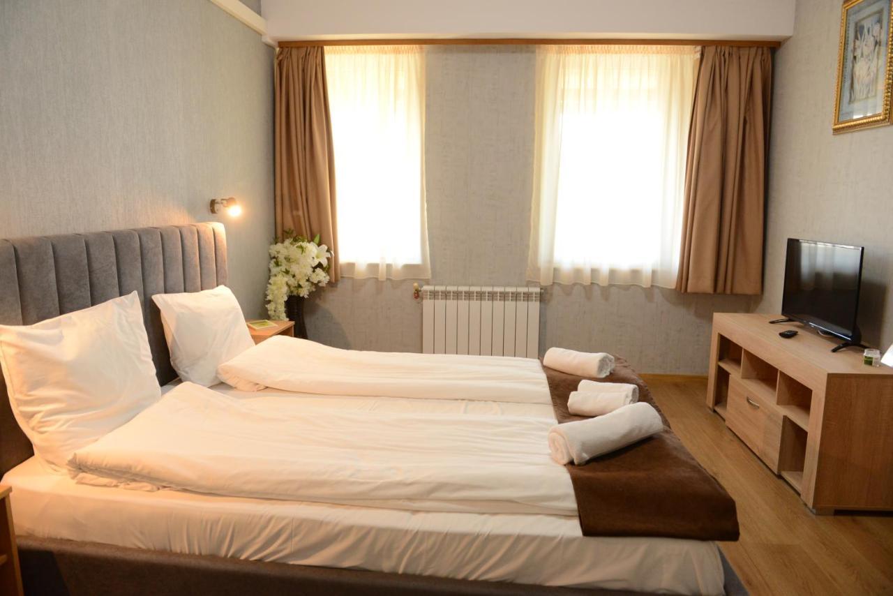 Family Hotel Гоце-Делчев Экстерьер фото