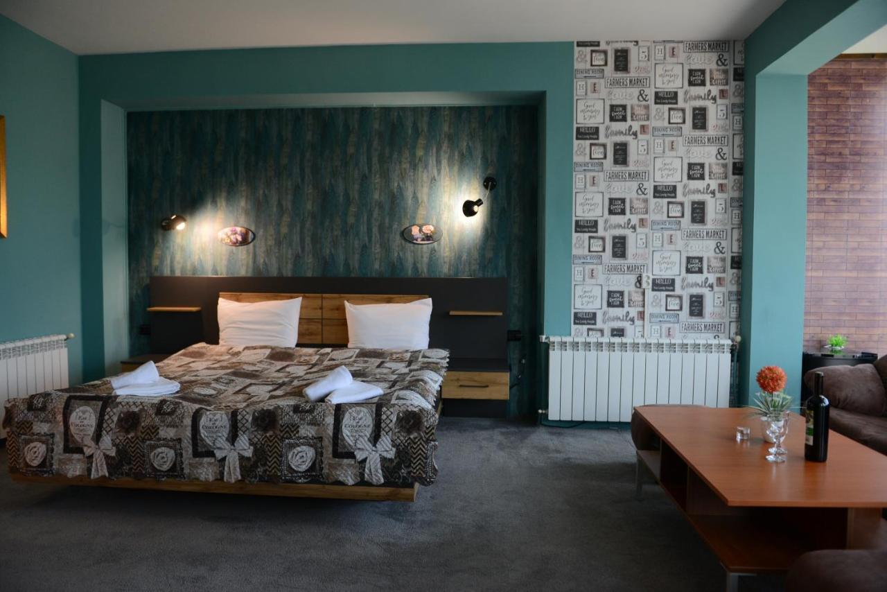 Family Hotel Гоце-Делчев Экстерьер фото