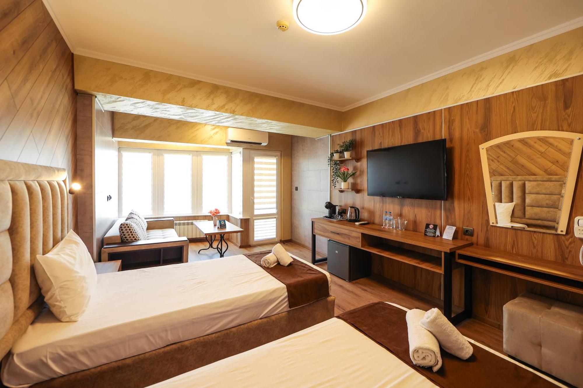 Family Hotel Гоце-Делчев Экстерьер фото
