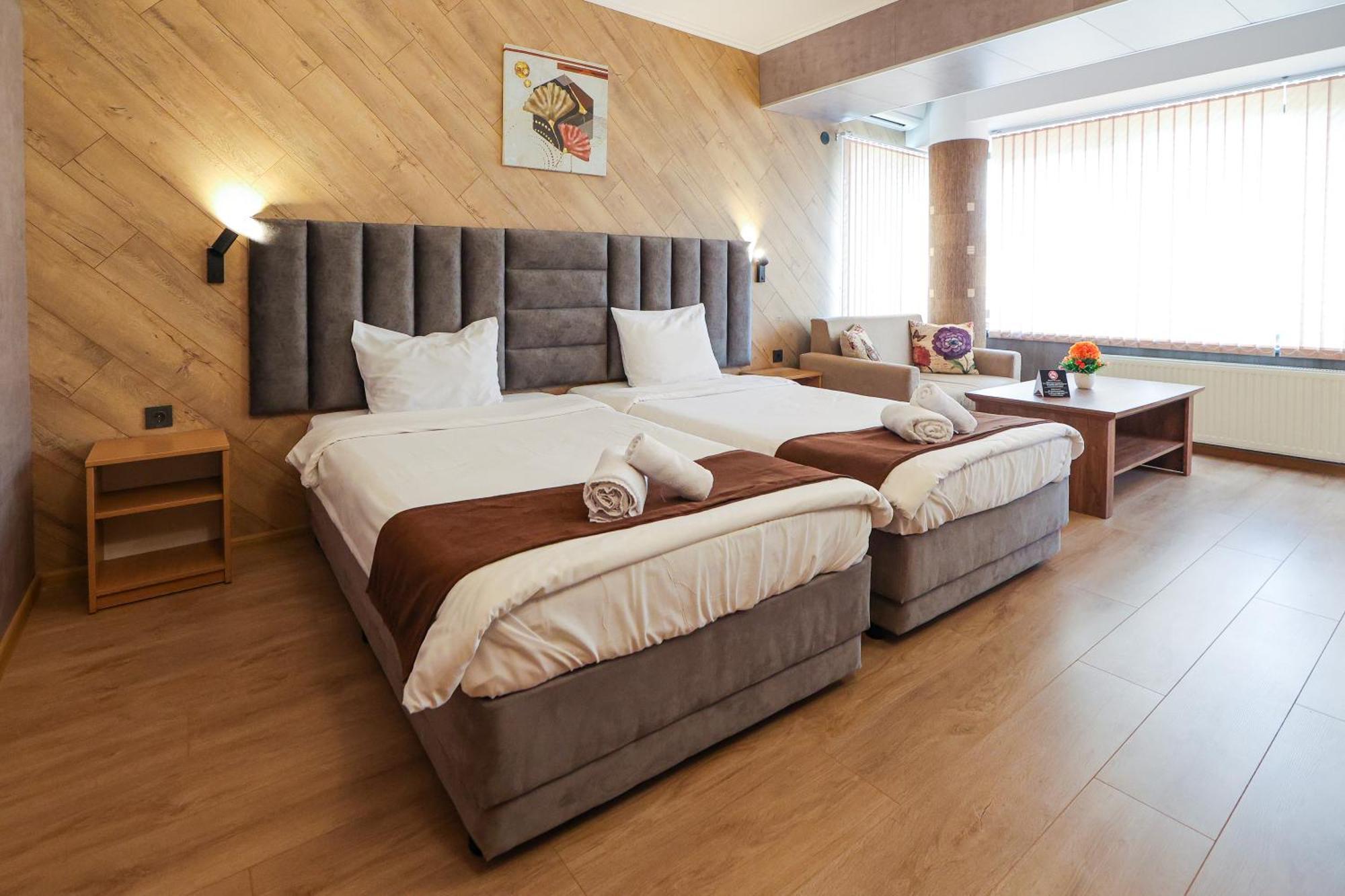 Family Hotel Гоце-Делчев Экстерьер фото